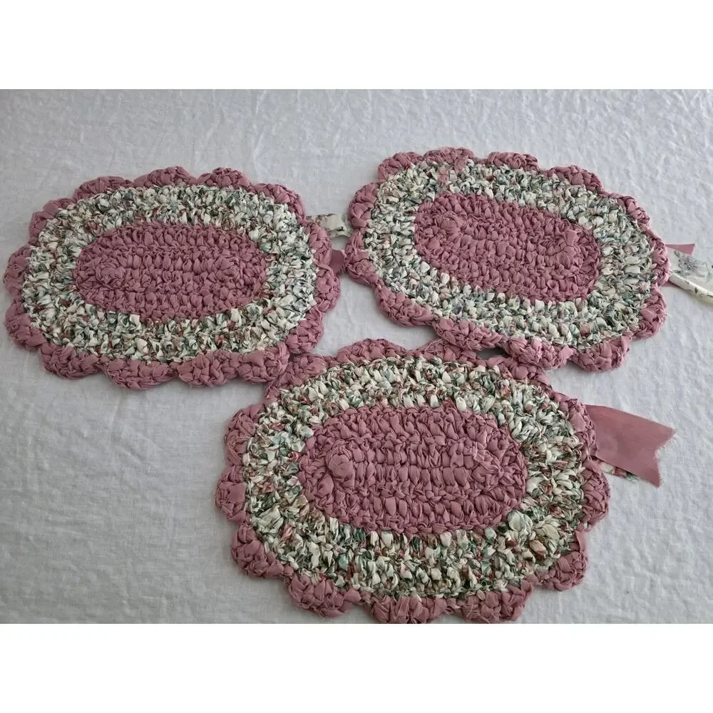 Handmade Rag Rug Placemats Set 3 Cottage Bow Kitsch Cottagecore Vintage Floral